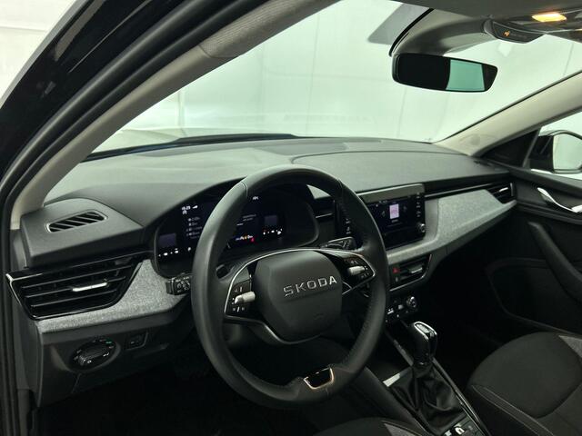 Skoda Kamiq 1.0 TSI Business Edition DSG Navigatie Climate control Cruise control LED Keyless Achteruitrijcamera Parkeersensoren Apple Carplay Android Auto Radio