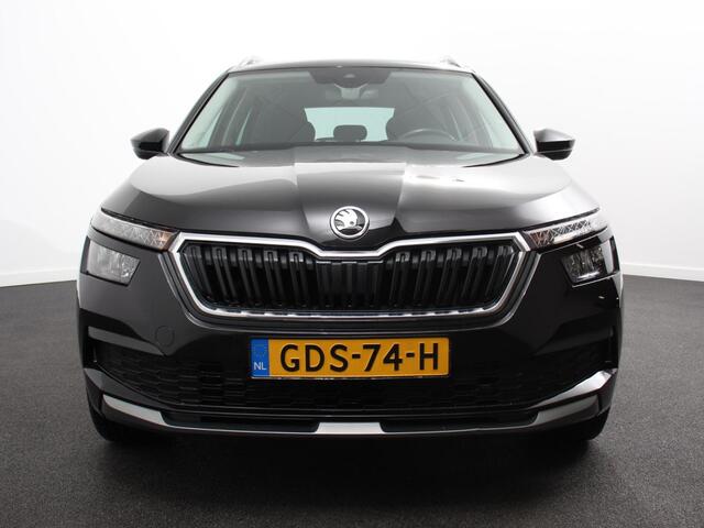 Skoda Kamiq 1.0 TSI 110pk DSG Style Navigatie Apple Carplay / Android auto Parkeersensor achter Cruise Control Verwarmbare voorstoelen Extra getint glas Climate Control