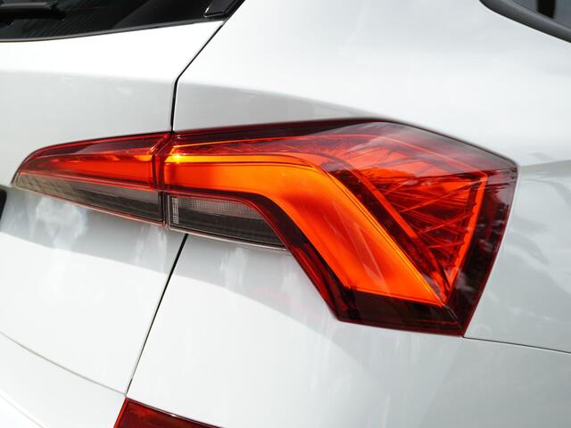 Skoda Kamiq TSI 110 DSG Monte Carlo AUTOMAAT / PANO / STOELV. / KEYLESS / LED / CAMERA / APPLE CARPLAY / ANDROID AUTO / CLIMATE / DAKRAILS / PDC / 17'' LMV