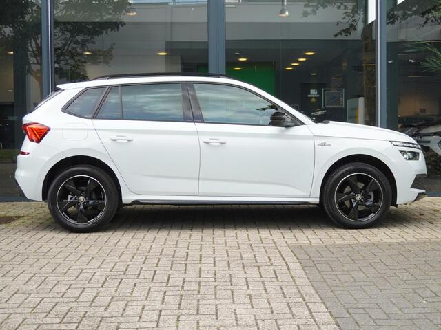 Skoda Kamiq TSI 110 DSG Monte Carlo AUTOMAAT / PANO / STOELV. / KEYLESS / LED / CAMERA / APPLE CARPLAY / ANDROID AUTO / CLIMATE / DAKRAILS / PDC / 17'' LMV