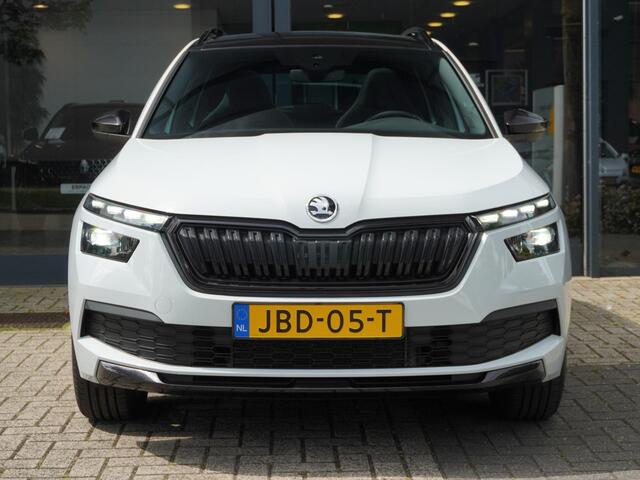 Skoda Kamiq TSI 110 DSG Monte Carlo AUTOMAAT / PANO / STOELV. / KEYLESS / LED / CAMERA / APPLE CARPLAY / ANDROID AUTO / CLIMATE / DAKRAILS / PDC / 17'' LMV