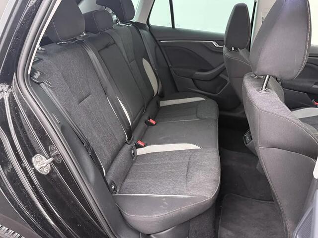 Skoda Kamiq 1.0 TSI Business Edition | Panorama | Winterpakket | VC | LED | Canton-Audio | Clima | 03-2020 112.154 KM