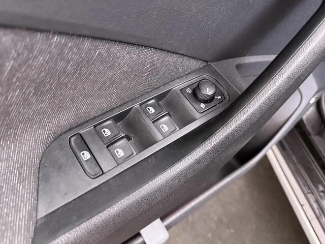 Skoda Kamiq 1.0 TSI Business Edition | Panorama | Winterpakket | VC | LED | Canton-Audio | Clima | 03-2020 112.154 KM