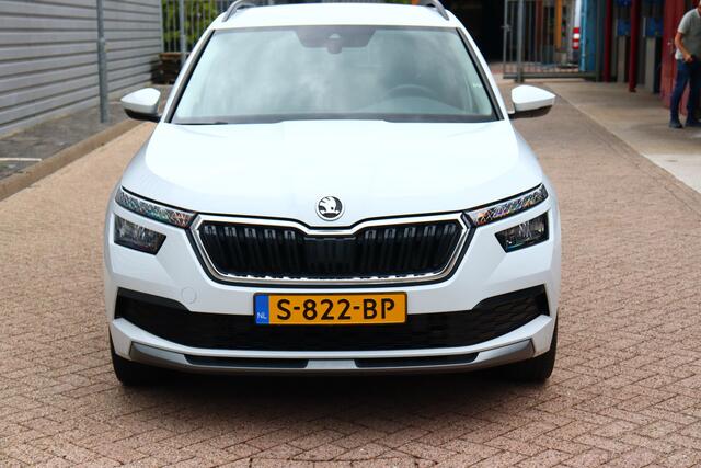 Skoda Kamiq 1.0 TSI Ambition O.a: Airco, Cruise, Carplay, PDC, DAB, Etc. All-in prijs!