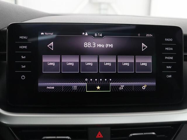 Skoda Kamiq 1.5 TSI ACT Sport Business | Panoramadak | Cruise control | Stoelverwarming | Carplay | Navigatie | Virtueel dashboard | Camera | Park assist | Climate control | Trekhaak