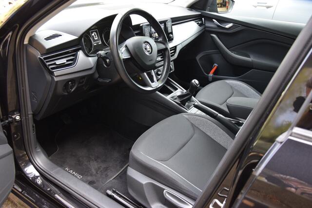 Skoda Kamiq 1.0 TSI 96PK Active | Org. NL | BOVAG Garantie | Trekhaak | Cruise Control | Parkeersensoren | DAB Audio | Apple Carplay/ Android Auto | Full LED Verlichting |
