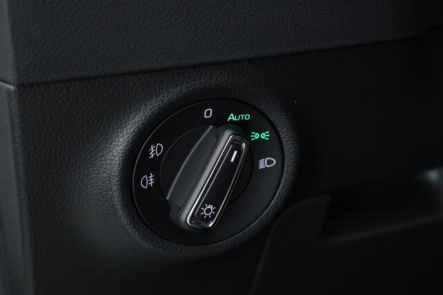 Skoda Karoq 1.5 TSI ACT DSG | Navi | Adapt. cruise | Camera | Stoelverw. | Elek. Achterklep | LED