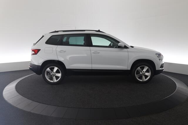 Skoda Karoq 1.5 TSI ACT Business Edition | Trekhaak | Pano