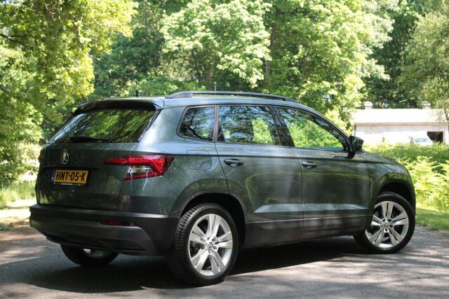 Skoda Karoq 1.5 TSI ACT Ambition | Trekhaak | Keyless | Apple Carplay