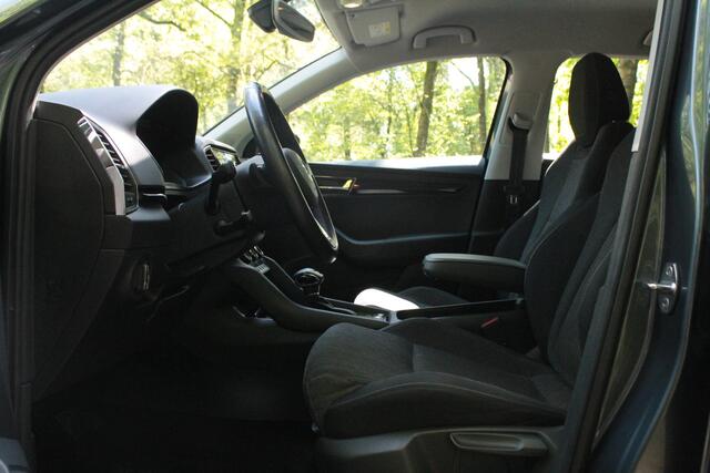 Skoda Karoq 1.5 TSI ACT Ambition | Trekhaak | Keyless | Apple Carplay