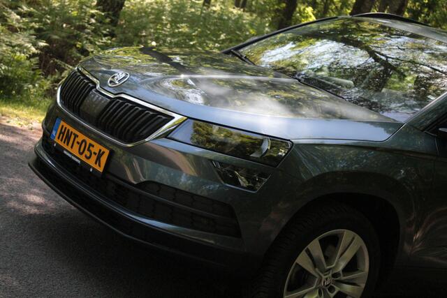 Skoda Karoq 1.5 TSI ACT Ambition | Trekhaak | Keyless | Apple Carplay