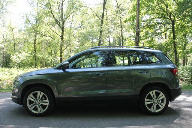 Skoda Karoq 1.5 TSI ACT Ambition | Trekhaak | Keyless | Apple Carplay