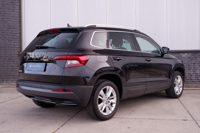 Skoda Karoq 1.5 TSI ACT Style | LED | Navi | Carplay | Virtual Cockpit | Camera | PDC