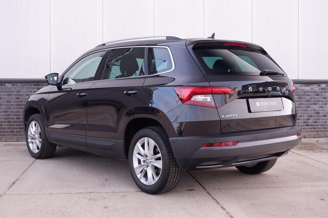 Skoda Karoq 1.5 TSI ACT Style | LED | Navi | Carplay | Virtual Cockpit | Camera | PDC
