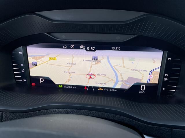 Skoda Karoq 1.5 TSI ACT Style | LED | Navi | Carplay | Virtual Cockpit | Camera | PDC
