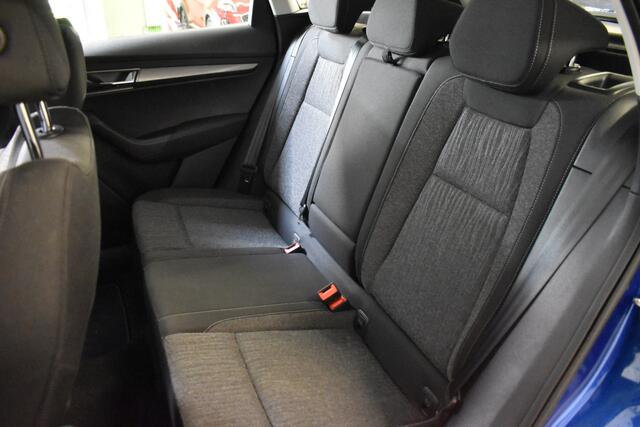 Skoda Karoq 1.5 TSI 150PK ACT BUSINESS EDITION PLUS CAMERA/NAVI/TREKHAAK