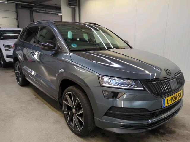 Skoda Karoq 1.5 TSI DSG ACT Sportline Business Adaptieve Cr.control - 19Inch LMV - Canton audio - Stoel+Voorruitverwarming - NL auto