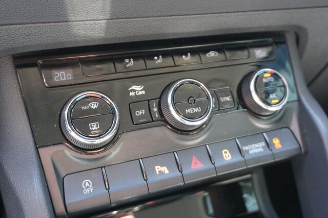 Skoda Karoq 1.0 TSI Business Edition Plus | CAMERA | FULL LED | CARPLAY | ECC |