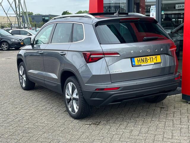 Skoda Karoq 1.5 TSI ACT Business Edition / 18'' LMV / ELEK. KLEP / PAN-SCHUIF DAK /