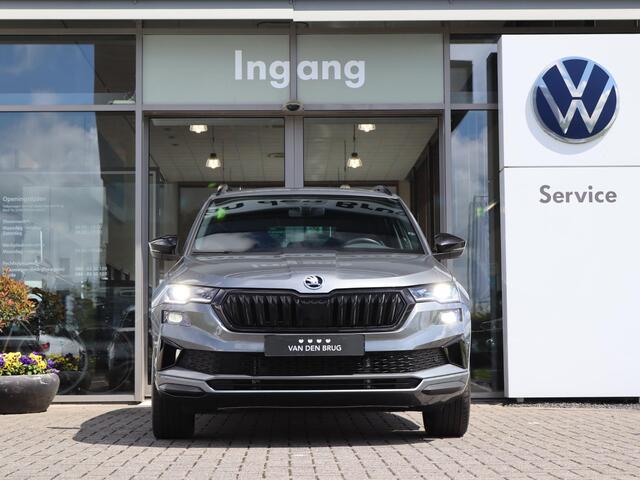 Skoda Karoq 1.5 TSI 150 pk ACT Sportline Business | Navigatie | LED | SmartLink | Camera | Adaptive Cruise | Climatronic | Digital Cockpit | Fabrieksgarantie tot 28-01-2028 of 60.000km |
