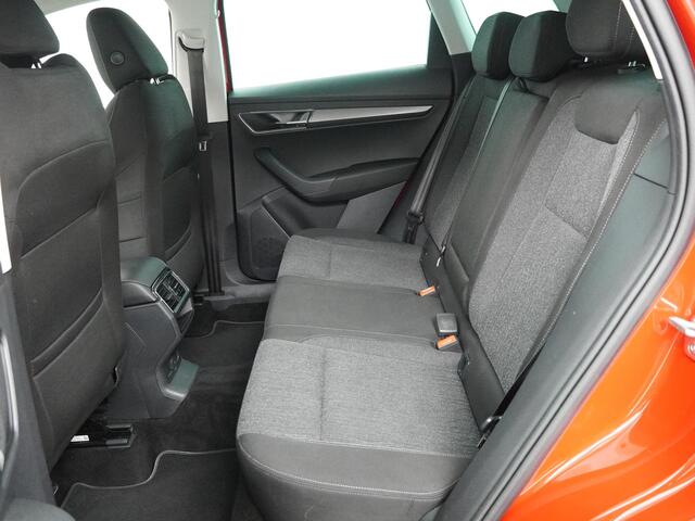 Skoda Karoq 1.5 TSI ACT Style Business - Navigatie - Stoelverwarming - Trekhaak - LED koplampen