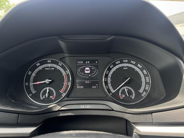 Skoda Karoq 1.5 TSI ACT Ambition Business| Panorama dak, Cruise, Clima, CarP