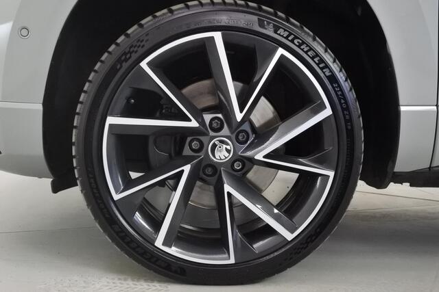 Skoda Karoq 1.5 TSi DSG Sportline 19"Comf Nav Trekhaak