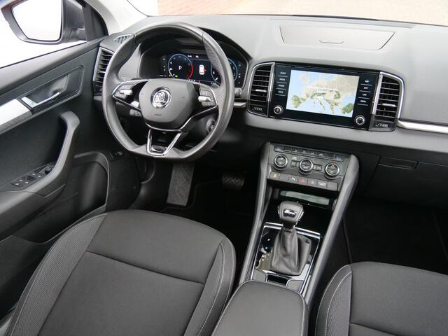Skoda Karoq 1.5 TSI ACT 150pk Sportline Business Automaat Apple Carplay / Schuifdak / Camera / Elektrische kofferklep