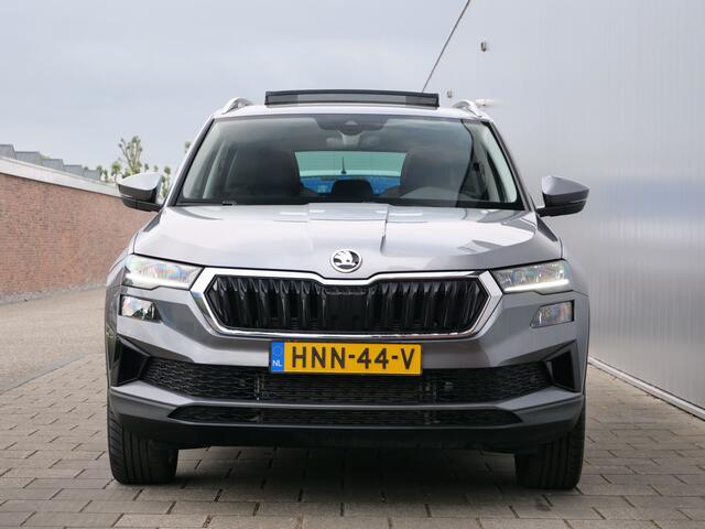 Skoda Karoq 1.5 TSI ACT 150pk Sportline Business Automaat Apple Carplay / Schuifdak / Camera / Elektrische kofferklep