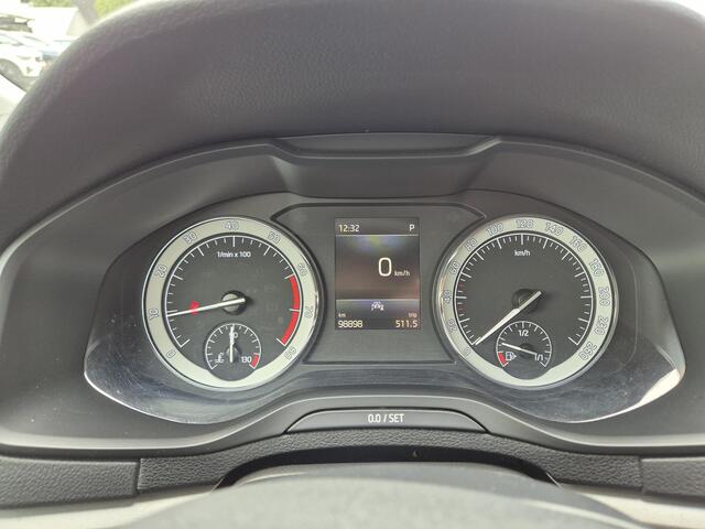 Skoda Karoq 1.5 TSI ACT Ambition Carplay/CruiseControl/Keyless etc.