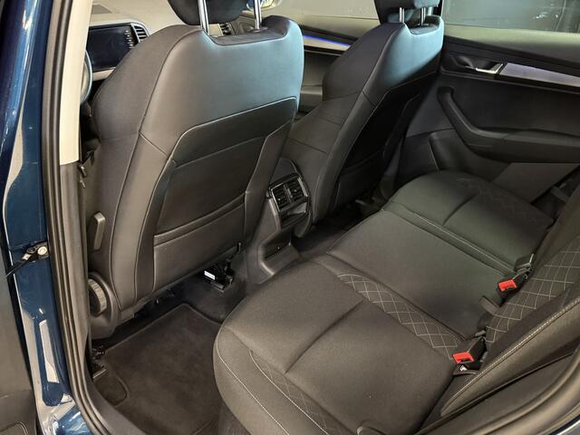 Skoda Karoq 1.0 TSI Style | DAB | Draadloze telefoonlader | Stoelverwarming