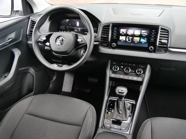 Skoda Karoq 1.5 TSI 150pk ACT Business Edition Automaat Apple Carplay / Camera / Adaptive cruise / LED