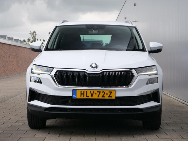 Skoda Karoq 1.5 TSI 150pk ACT Business Edition Automaat Apple Carplay / Camera / Adaptive cruise / LED