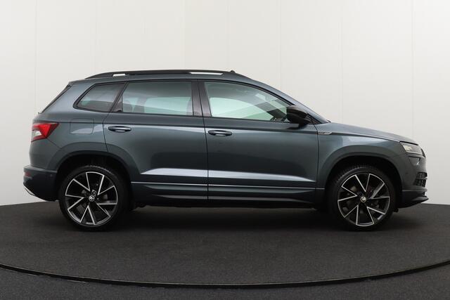 Skoda Karoq 1.5 TSI 150 PK Aut. Sportline Aut. Trekhaak Pano-dak Carplay Camera