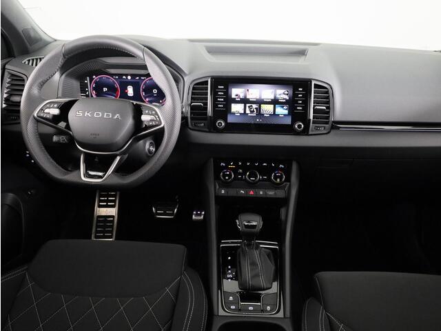 Skoda Karoq Sportline Business 1.5 TSI 150 pk 7 versn. DSG | Dode hoek sensoren | Adaptive Cruise Control | Elektrische achterklep