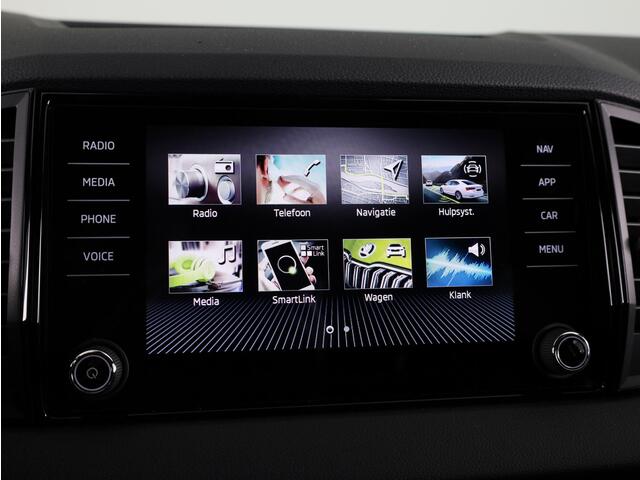 Skoda Karoq Sportline Business 1.5 TSI 150 pk 7 versn. DSG | Dode hoek sensoren | Adaptive Cruise Control | Elektrische achterklep