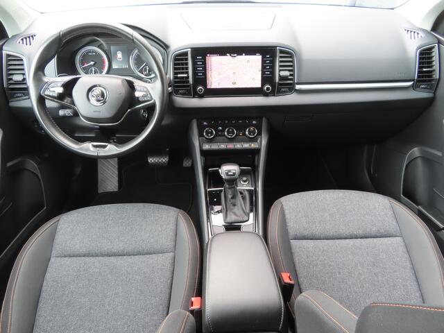 Skoda Karoq 1.5 TSI ACT Business Edition DSG | trekhaak wegklapbaar | adaptive cruise | verwarmbare voorruit | verwarmde voorstoelen + achterbank