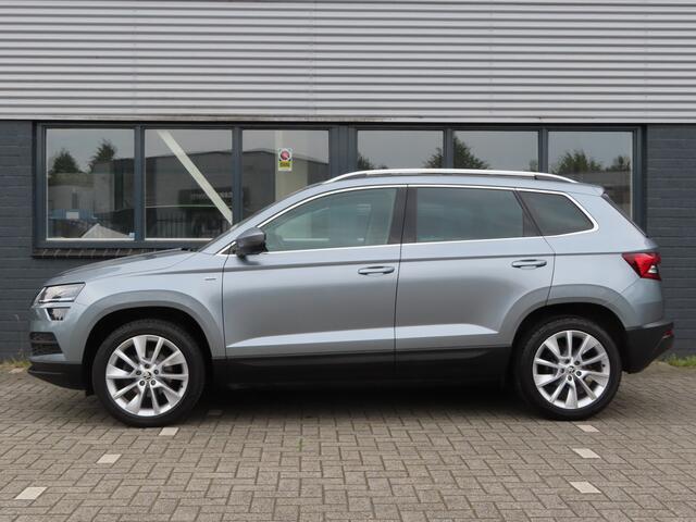 Skoda Karoq 1.5 TSI ACT Business Edition DSG | trekhaak wegklapbaar | adaptive cruise | verwarmbare voorruit | verwarmde voorstoelen + achterbank