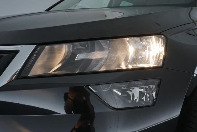 Skoda Karoq 1.5 TSI ACT Ambition Business
