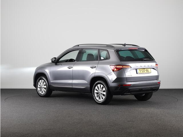Skoda Karoq 1.0 TSI Business Edition 110 pk | Verlengde garantie | Navigatie | Parkeersensoren | Achteruitrijcamera | Autom. airco | LED koplampen |