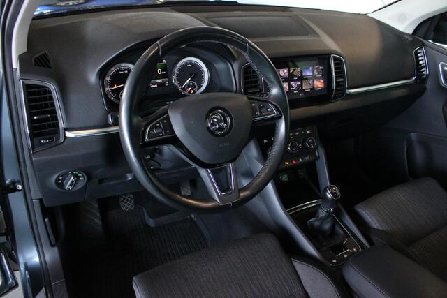Skoda Karoq 1.5 TSI ACT Style Business Trekhaak | LED | Keyless | Camera | Stoelverw. | Carplay | Navi | Clima | 18" LMV | PDC V+A