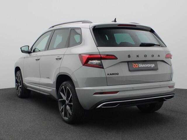 Skoda Karoq 1.5 TSI ACT Sportline Business 150PK DSG Adaptieve Cruise Controle, Achteruitrijcamera, Keyless, Side Assist, Stoelverwarming, Virtual Pedal, Virtual Cockpit, 19" LM Velgen