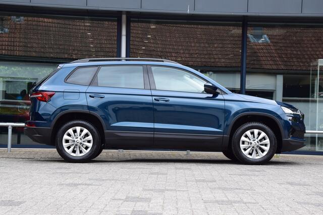 Skoda Karoq 1.0 TSI 110PK Business Edition | Org. NL | incl. BOVAG / Fabrieksgarantie | Navigatie | Full LED | Stoel&Stuurverwarming | Elektrische Kofferklep | Alcantara Bekleding |