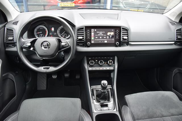 Skoda Karoq 1.0 TSI 110PK Business Edition | Org. NL | incl. BOVAG / Fabrieksgarantie | Navigatie | Full LED | Stoel&Stuurverwarming | Elektrische Kofferklep | Alcantara Bekleding |