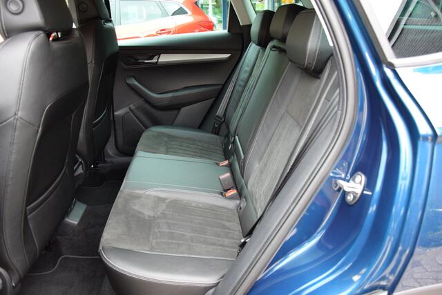Skoda Karoq 1.0 TSI 110PK Business Edition | Org. NL | incl. BOVAG / Fabrieksgarantie | Navigatie | Full LED | Stoel&Stuurverwarming | Elektrische Kofferklep | Alcantara Bekleding |
