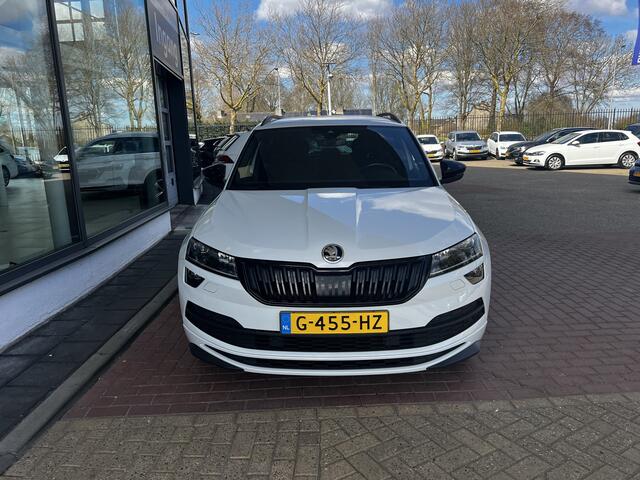Skoda Karoq 1.5 TSI ACT Sportline Business /DSG/ Metallic/ Digitale Cockpit/ Led/ Haak afneembaar/ Elec.Klep / Camera/ Parkeersenor/ 18 lmv/