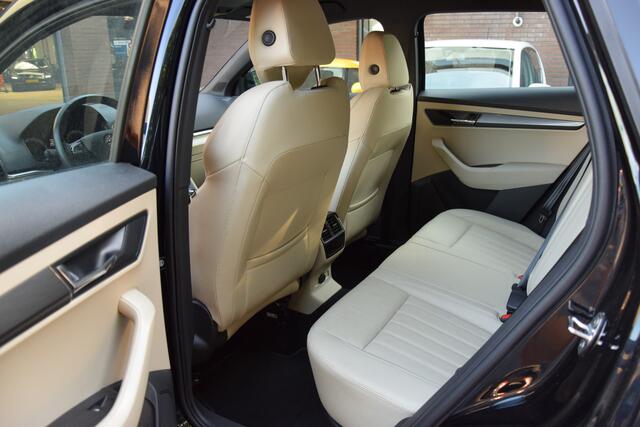 Skoda Karoq 1.5 TSI 150PK ACT Business Edition DSG Automaat | Org. NL | BOVAG Garantie | Lederen bekleding | Stoelverwarming | Stuurverwarming | Full LED koplampen |