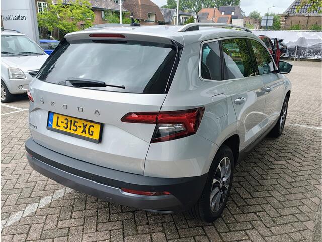 Skoda Karoq 1.5 TSI ACT STYLE AUTOMAAT Navi | Stoelverwarming | Wegklapbare trekhaak