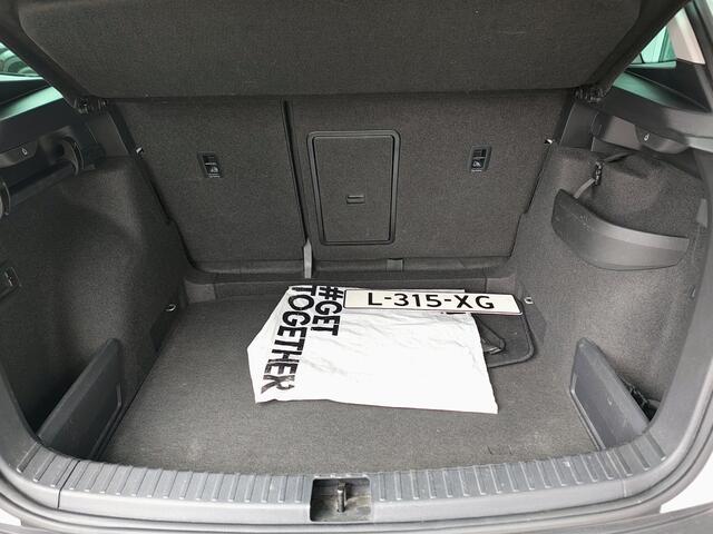 Skoda Karoq 1.5 TSI ACT STYLE AUTOMAAT Navi | Stoelverwarming | Wegklapbare trekhaak