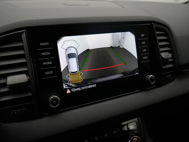 Skoda Karoq 1.5 TSI 150 pk DSG ACT Sportline Business | Trekhaak | Adaptief onderstel | Matrix LED | Stuur-/stoelverwarming | Achteruitrijcamera